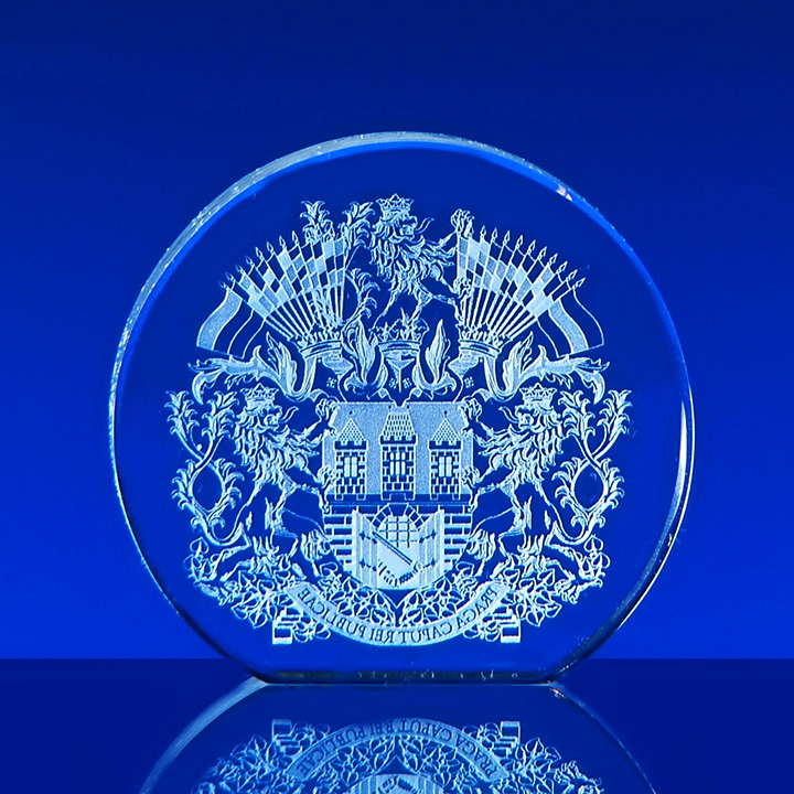 Skleněná plaketa s logem 