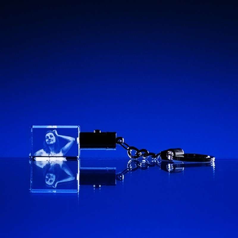 Klíčenka - červené LED světlo 30x20x15 mm