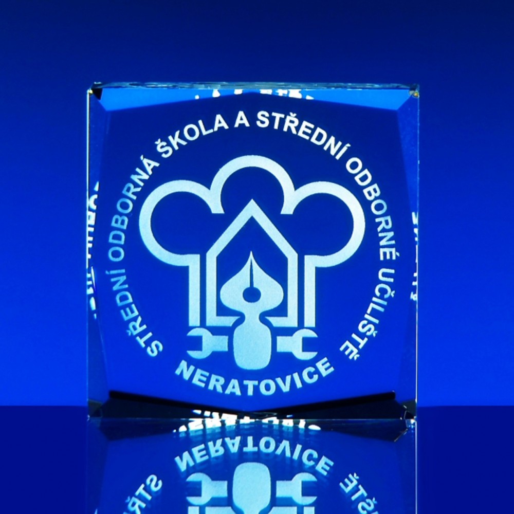 Skleněná plaketa 80x80x40 mm