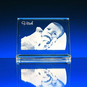 Skleněná plaketa 75x90x10 mm