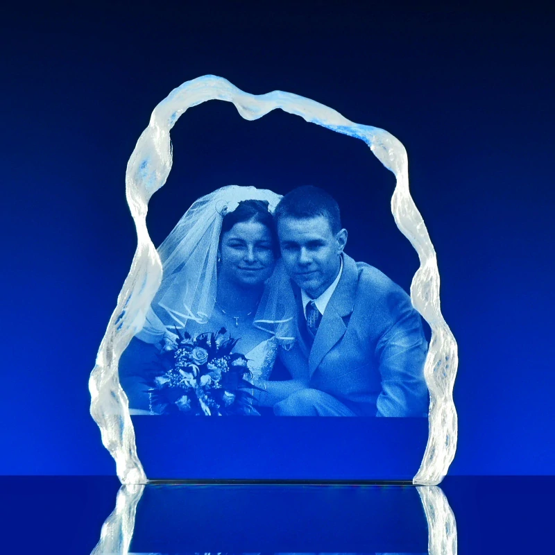 Skleněný ledovec velký 135x125x27mm