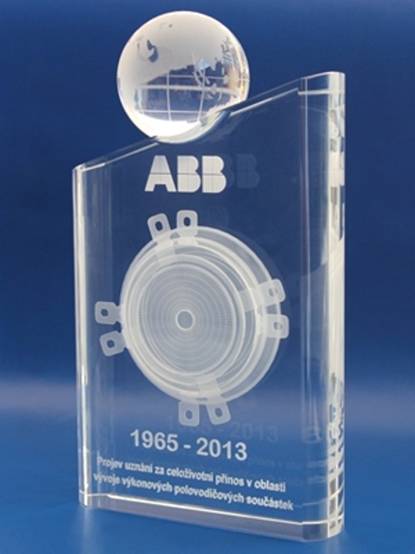 Skleněná trofej 230 mm