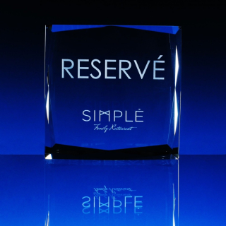 Skleněná plaketa 100x100x60 mm